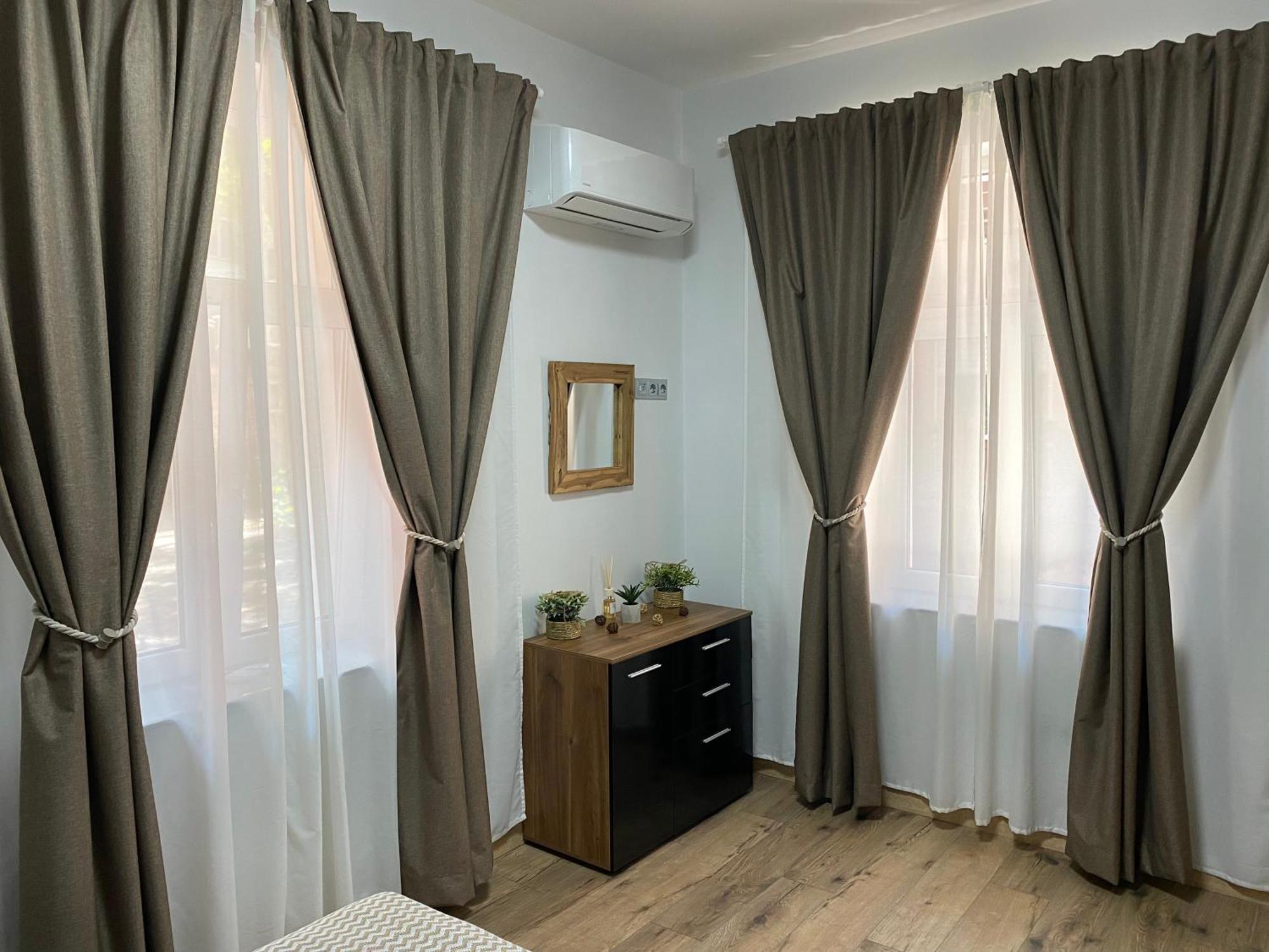 La Luna - High-End 2Bd Flat In The Top Centre By Flat Mаnager صوفيا المظهر الخارجي الصورة